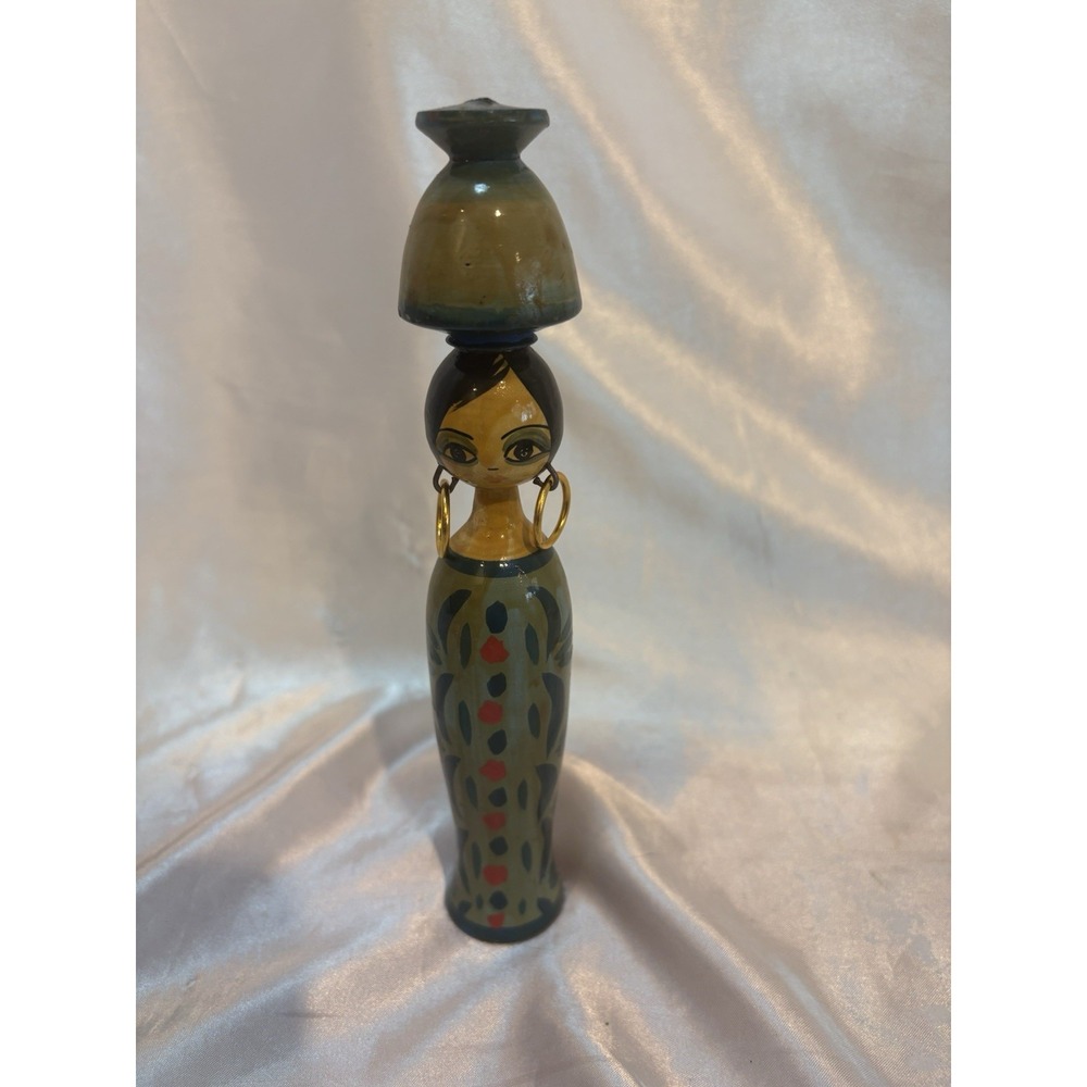 Vtg Painted Kokeshi wooden Lady Figurine Dangle Earrings Folk Art Statue